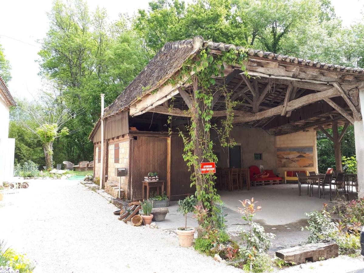 Mazieres Le Moulin Scalagrand住宿加早餐旅馆 外观 照片